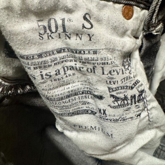 Levi’s Premium 501 Skinny Jeans in Coal Black - Picture 7 of 11